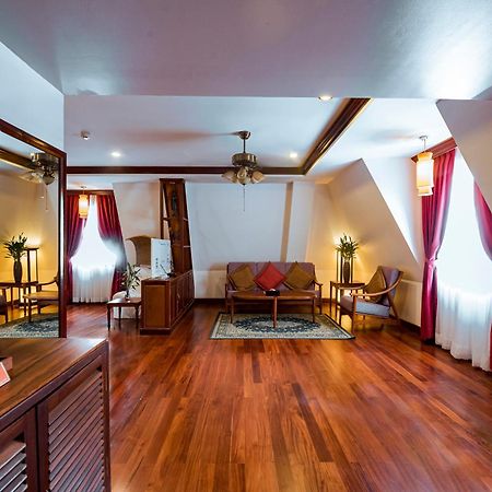 The Suite By Royal Crown Hotel Siem Reap Luaran gambar