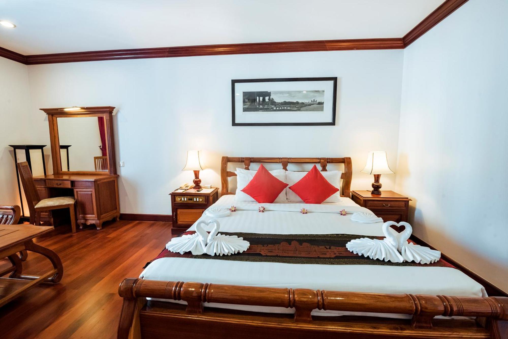 The Suite By Royal Crown Hotel Siem Reap Luaran gambar