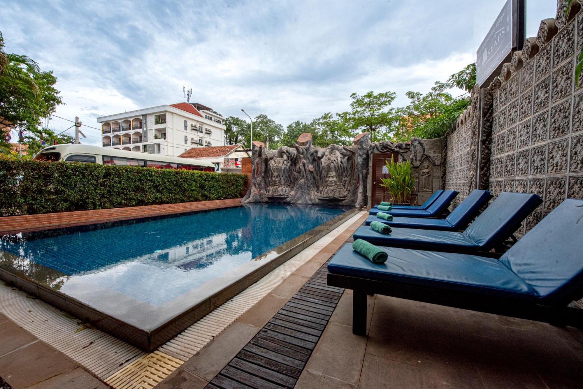 The Suite By Royal Crown Hotel Siem Reap Luaran gambar